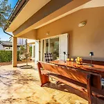 Vesna For 6 Persons Near With 32 M2 Private Pool, Kids Playground & Free Bikes Villa Pula