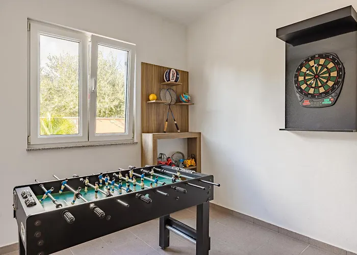 Vesna For 6 Persons Near With 32 M2 Private Pool, Kids Playground & Free Bikes Villa *