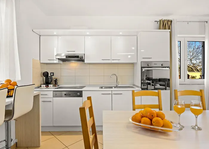 Vesna For 6 Persons Near With 32 M2 Private Pool, Kids Playground & Free Bikes Villa *